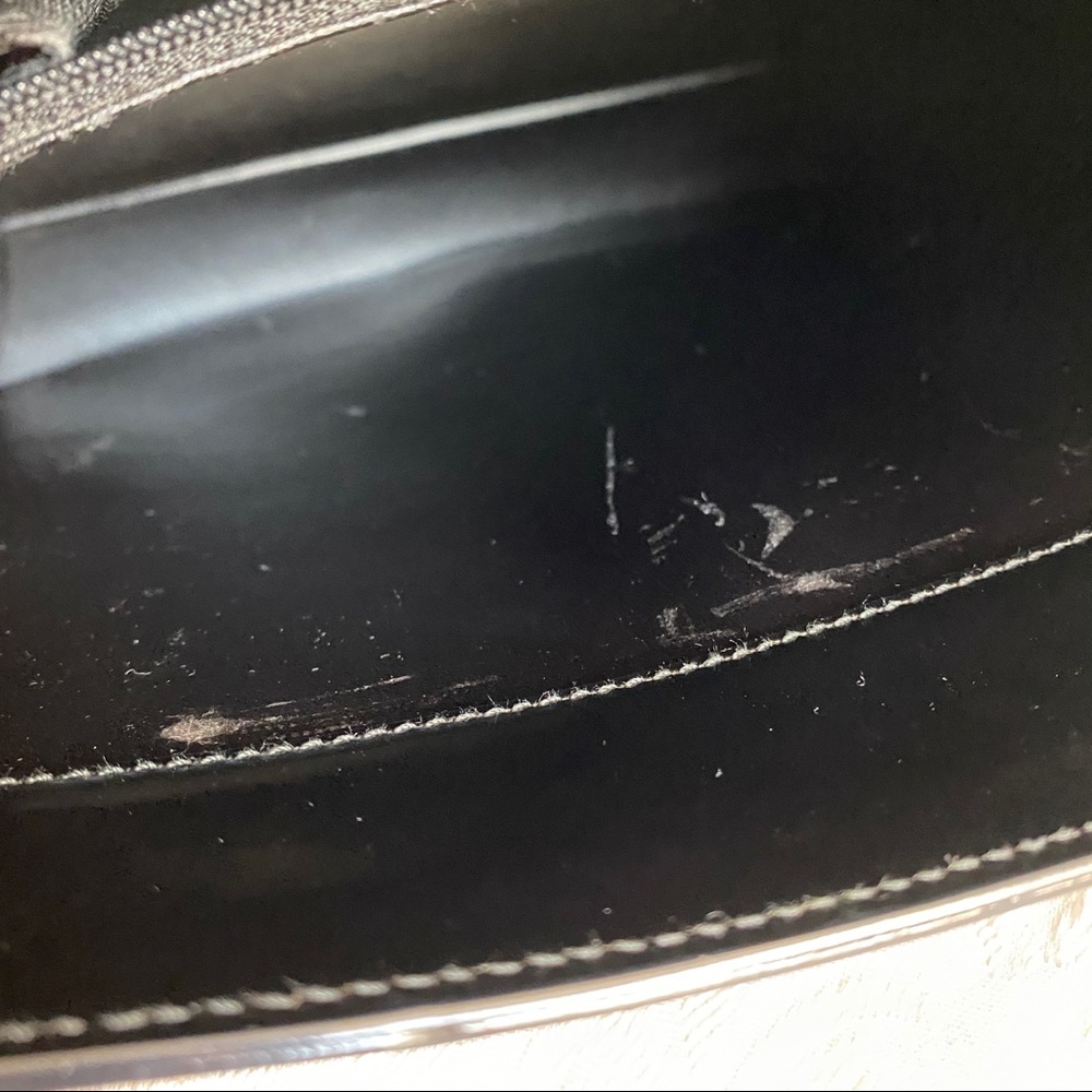 Gucci black leather G logo tote - Picture 12 of 15